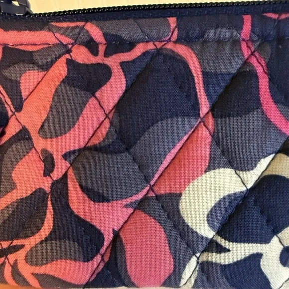 Vera Bradley Quilted Zippered Coin Purse Wallet Pouch Katalina Purple Pink - Picture 5 of 9